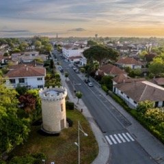 Arès